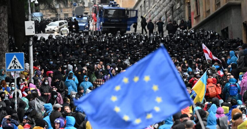 Georgien trotsar EU och stöder lagar som riktar sig till "utländska agenter"
