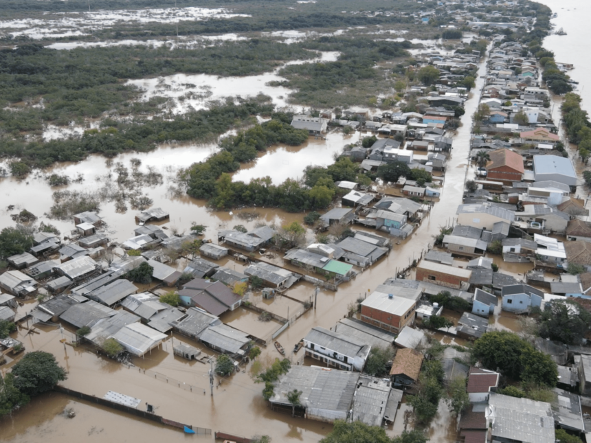 "Framtiden är mörk": Inuti de brasilianska företagen krossade av översvämningar "Framtiden är mörk": Inuti de brasilianska företagen krossade av översvämningar | Nyheter om översvämningar