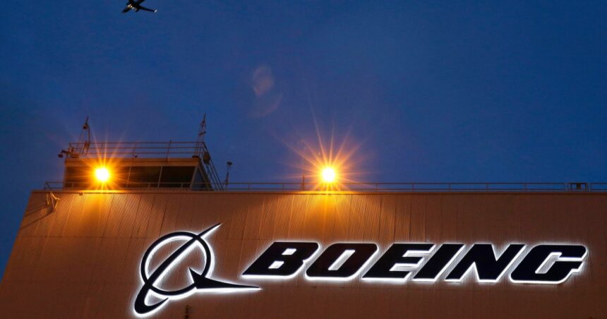 Amerikanska åklagare rekommenderar brottsanklagelser för Boeing, säger rapporten

