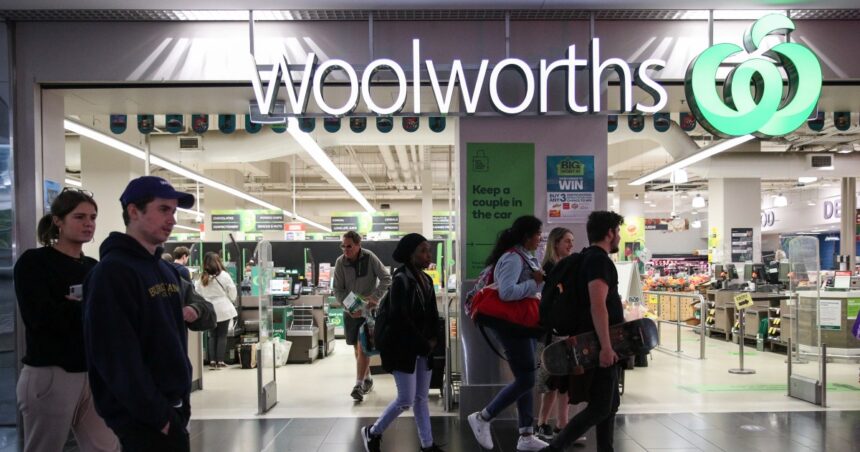 Australiens livsmedelskedjor riskerar böter på miljarder dollar för behandling av leverantörer

