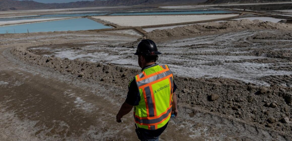 Hur Amerika kan vinna det kommande batterikriget
