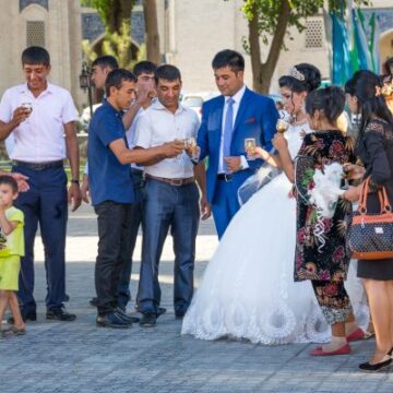 Brides Too Soon: The Rising Trend of Early Marriages in Uzbekistan