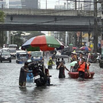 Philippines Hit by Flooding and Oil Spill Disasters