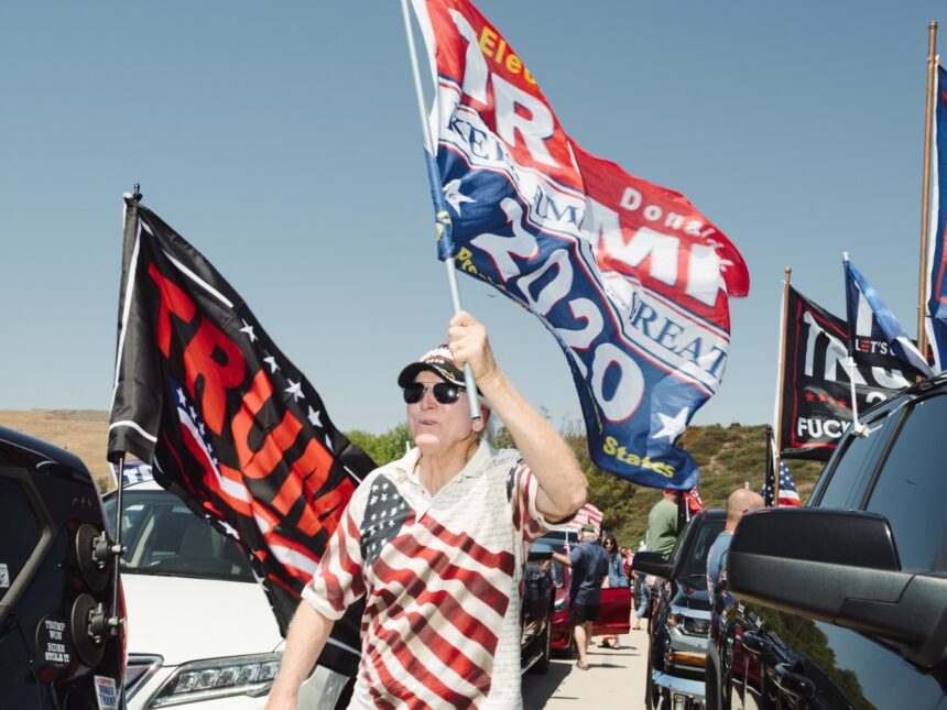 Trump Media, vapenlagren stiger efter mordförsök Trump Media, vapenlagren stiger efter mordförsök