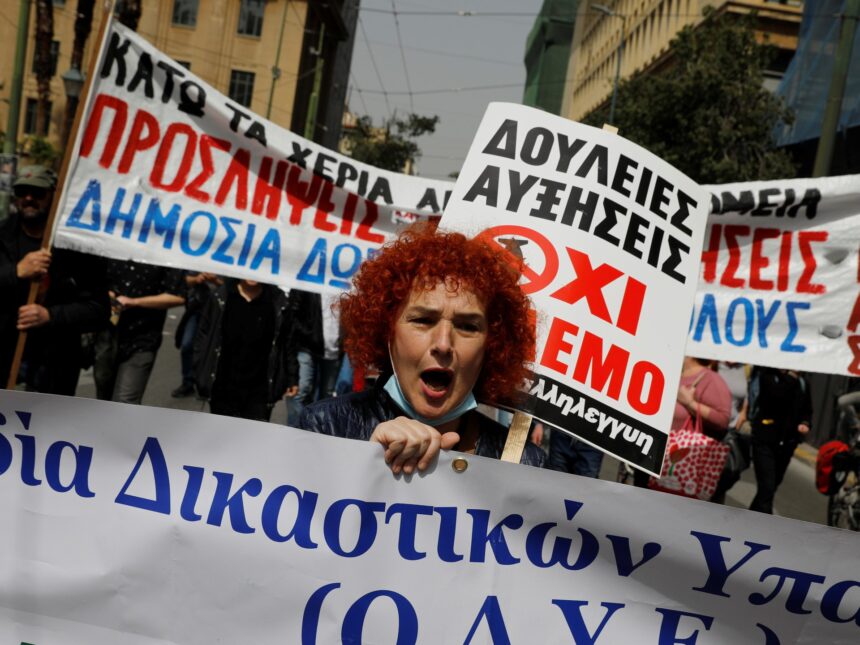 Varför inför Grekland en sexdagars arbetsvecka?

