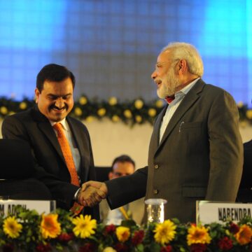 Adani Group skakade av Hindenburg-anklagelserna mot SEBI Adani Group skakade av Hindenburg-anklagelserna mot SEBI