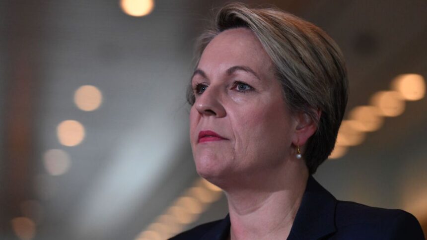 Australien ger grönt ljus för ett solenergiprojekt på 19 miljarder dollar för att exportera kraft till Singapore

