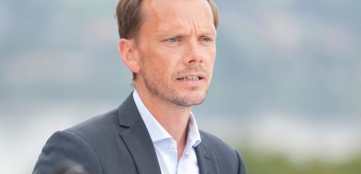 Tonårsmordsgäng i Danmark är Sveriges ansvar, säger ministern
