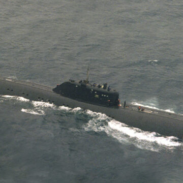 A starboard bow view of the Soviet-built Indian Charlie I class cruise missile submarine ISN CHAKRA underway. Exact Date Shot Unknown - https://commons.wikimedia.org/w/index.php?search=INS%20Chakra&ns0=1&ns6=1&ns12=1&ns14=1&ns100=1&ns106=1#/media/File:A_starboard_bow_view_of_the_Soviet-built_Indian_Charlie_I_class_cruise_missile_submarine_ISN_CHAKRA_underway._Exact_Date_Shot_Unknown_-_DPLA_-_5ede145c49f8f0581188d211245ce8b1.jpeg