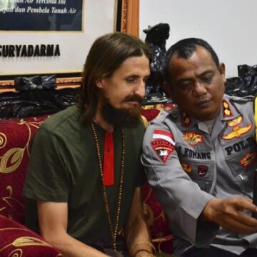 Pilot Freed After 19 Months in Rebel Captivity in Indonesia’s Papua Region