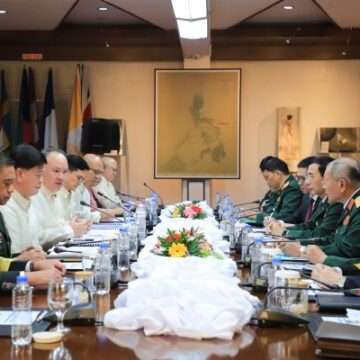 Vietnam, Philippines Agree to Bolster Maritime Security Cooperation