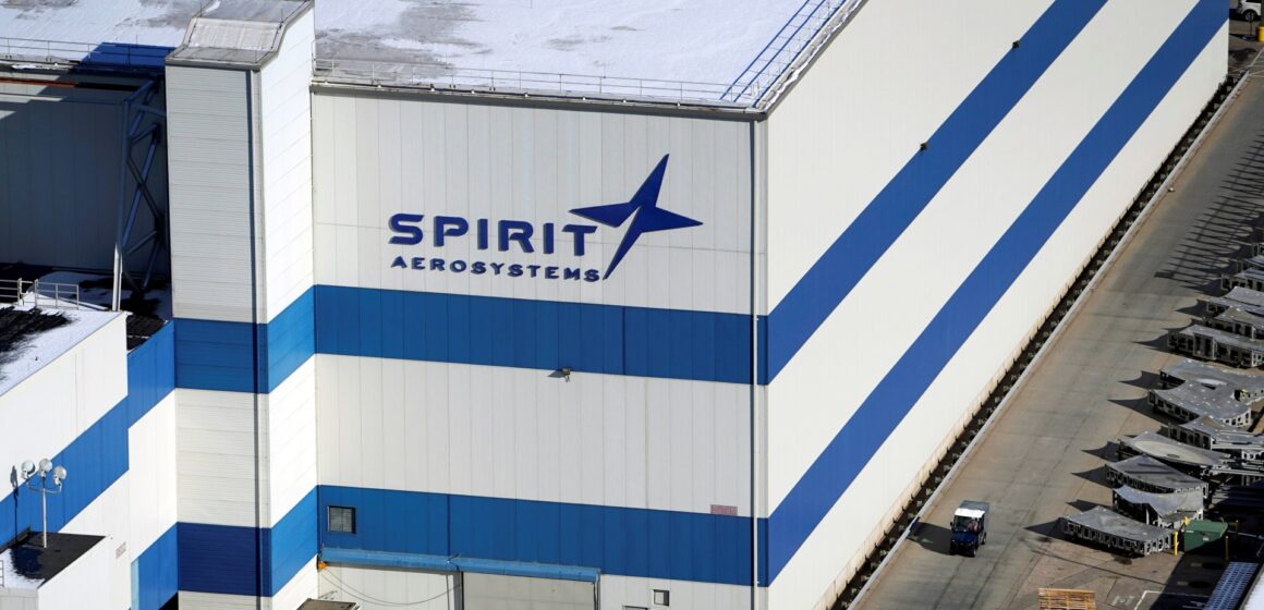 Hit av Boeing-strejk, leverantör Spirit Aero att permittera 700 anställda

