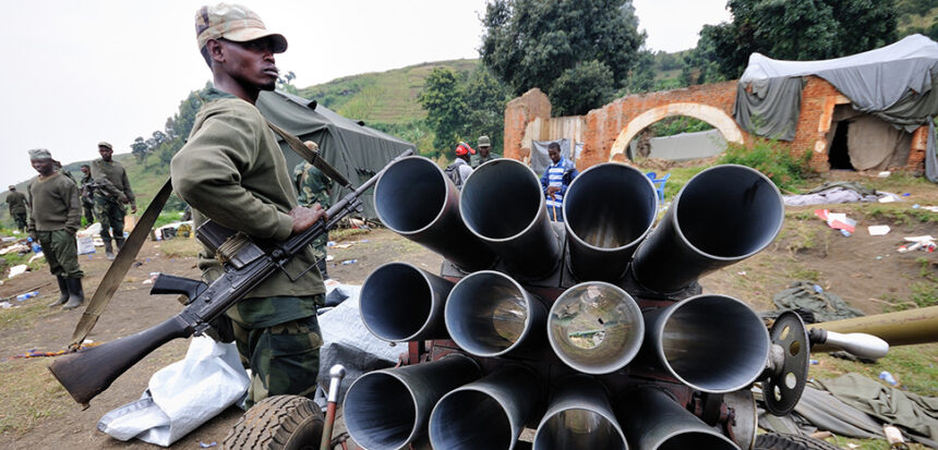 M23 talar stall när våld blossar upp i östra Demokratiska M23 Rebels in 2012; cc Al Jazeera, modified, https://www.flickr.com/photos/aljazeeraenglish/7580534258