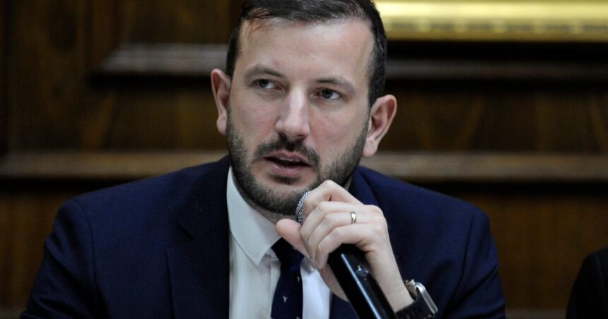 Europa måste hålla fast vid Green Deal, säger tidigare miljökommissionären
