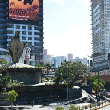 Philippine Vice President Denies Planning to Kill President Marcos