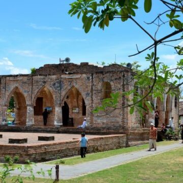 Locked in Unrest: Southern Thailand&rsquo;s Insurgency 20 Years On