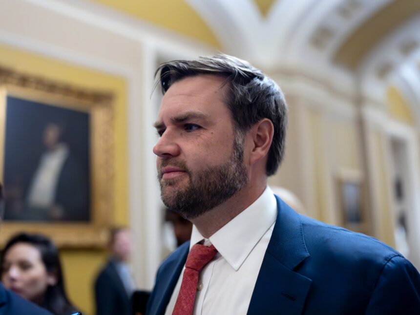 Inför regeringens avstängning slår Trump och republikanska allierade bort budgetpropositionen

