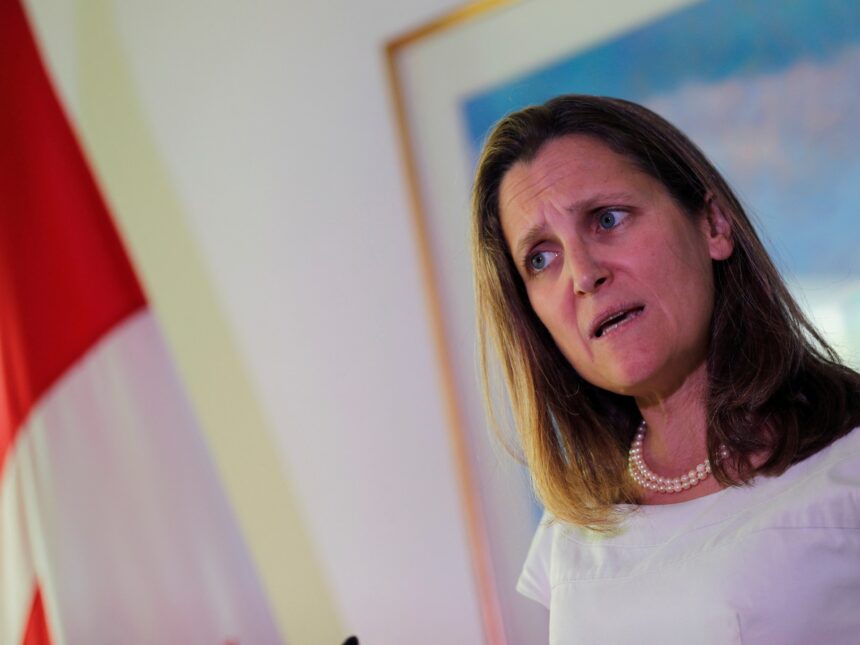 Kanadas finansminister avgår då premiärminister Trudeau brottas med Trumps nya mandatperiod

