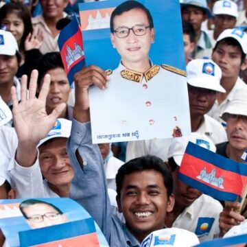 Vem är rädd för en "Kambodjavår"? Who’s Afraid of a ‘Cambodia Spring’?