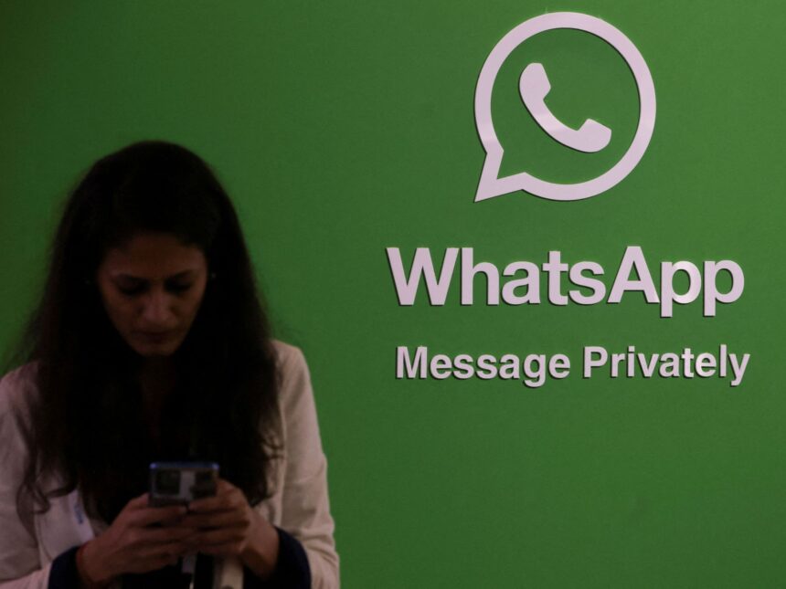 WhatsApp säger att dess användare är riktade av det israeliska spionprogramföretaget Paragon

