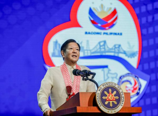 Campaigning Begins in Philippine Mid-term Election Amid Impeachment Drama