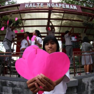 As the World Celebrates Valentine&rsquo;s Day, Has Indonesia Lost Its Loving Feeling?