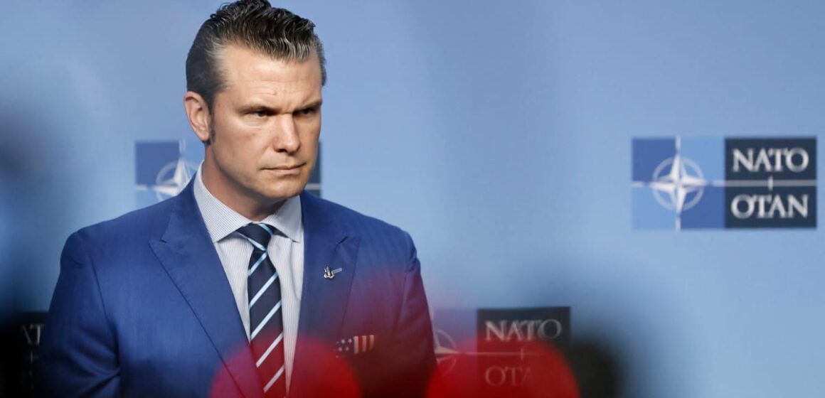 Nato-ministrar ber om att Ukraina ska vara involverade i Trump-Putin-fredssamtal
