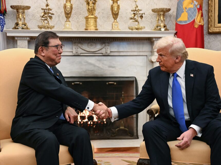 Trump, Japans Ishiba spelar trevligt trots tullhot

