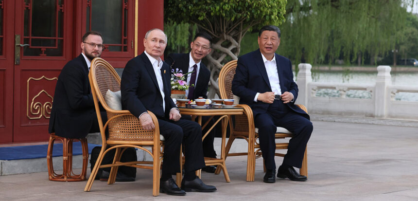 President of Russia Vladimir Putin and General Secretary of the Chinese Communist Party Xi Jinping having tea at an informal setting at the garden of Zhongnanhai in Beijing. / cc kremlin.ru, modified, https://en.m.wikipedia.org/wiki/File:Vladimir_Putin_and_Xi_Jinping_having_tea_at_the_garden_of_Zhongnanhai_%282024-05-16%29_2.jpg