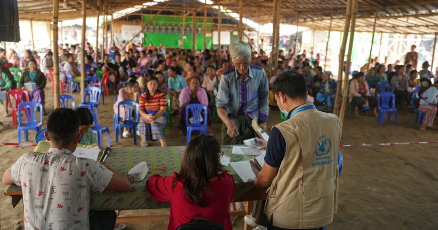 'Människor kommer att dö': FN: s mathjälpsbyrå varnar Trump -nedskärningar kommer att se miljoner svälta
