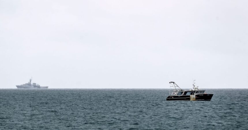 Försvarspakten i Storbritannien beror verkligen på fisk, varnar europeiska minister
