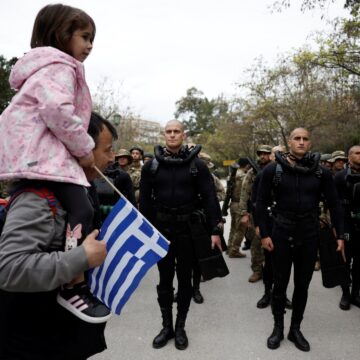 Grekland lanserar "drastiska" återuppbyggnadsprogram till $ 27 miljarder

