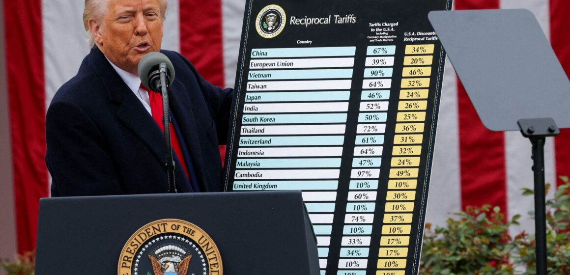 Amerikanska konsumenter kommer att vara de största förlorarna i Trumps handelskrig

