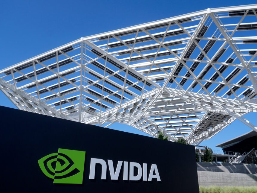 NVIDIA förbinder sig till 500 miljarder dollar AI -serverproduktion i USA

