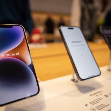 Trump undantar smartphones, datorer från 'ömsesidiga' tullar

