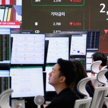 Vad är en lågkonjunktur, och är den knuten till aktiemarknaden? Vad är en lågkonjunktur, och är den knuten till aktiemarknaden?