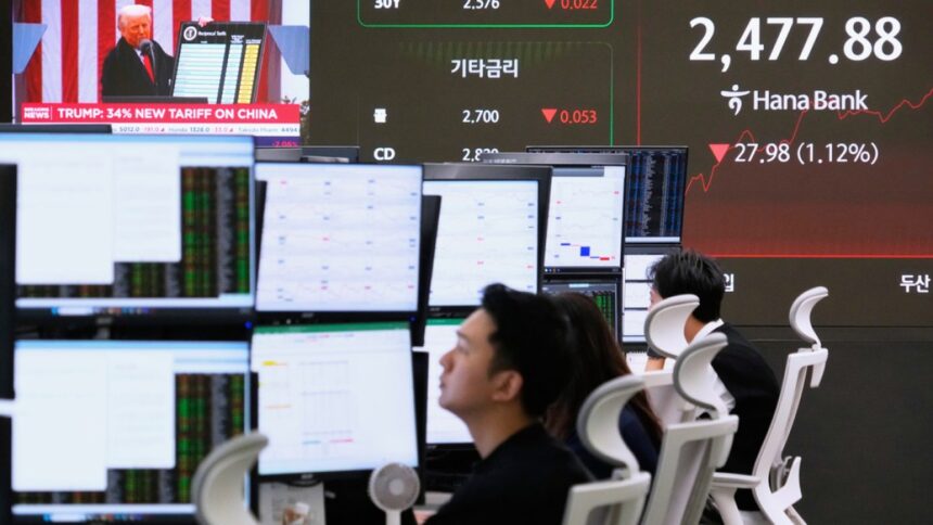 Vad är en lågkonjunktur, och är den knuten till aktiemarknaden?

