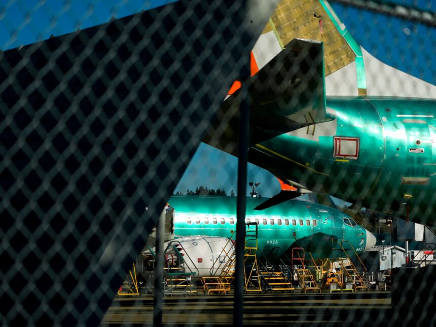 Boeing når affärer med oss ​​DOJ för att undvika åtal över 737 max kraschar

