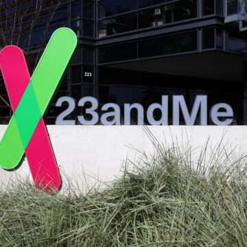 Regeneron köper 23andme för $ 256 miljoner efter konkurs Regeneron köper 23andme för $ 256 miljoner efter konkurs
