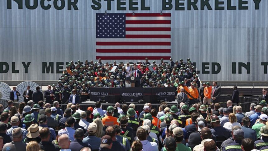 Donald Trumps 50% stål- och aluminiumtariffer träder i kraft

