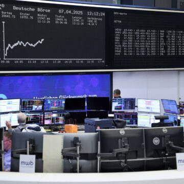 Europas aktiemarknader sjunker mitt i Trumps tullhot mot EU, Mexiko

