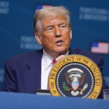 Trump tillkännager 19 procents tariff på Indonesien

