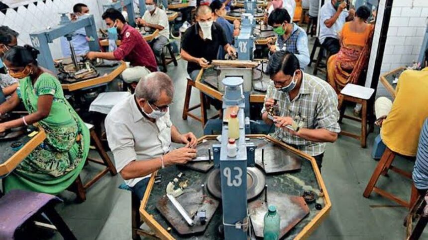 Kommer Trumps India -tullar att stänga av världens största nedskärna diamantleverantör?


