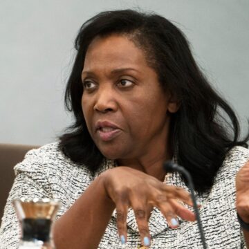 Trump uppmanar Fed Gov Cook att avgå över anklagelser om hypotekslån

