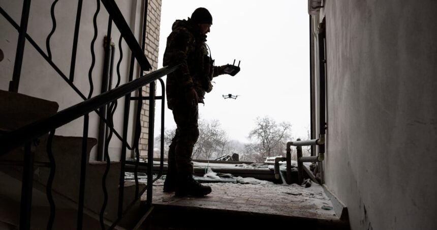 Ukraina och Ryssland Trade Drone Strikes på Kievs självständighetsdag Ukraina och Ryssland Trade Drone Strikes på Kievs självständighetsdag