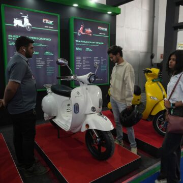 Hur sällsynta jordarbrister stannar Indiens växande EV -sektor

