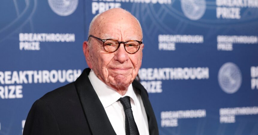 Rupert Murdoch SEALS Deal Passing Control of Media Empire till äldsta son

