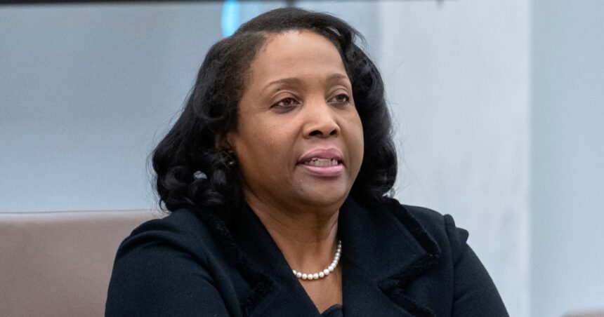 USA: s överklagande domstol blockerar Trumps bud att avfyra Lisa USA: s överklagande domstol blockerar Trumps bud att avfyra Lisa Cook från Federal Reserve