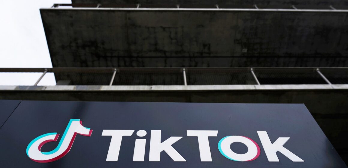 Trump-Kina Tiktok affärer i arbeten för att undvika att han kommer förbud: vad vi vet

