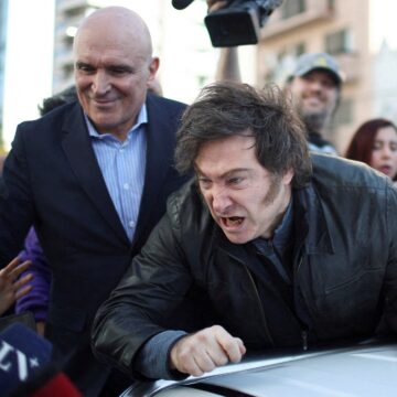 Argentinska marknader kastar sig efter att Mileis parti förlorar i Buenos Aires röst

